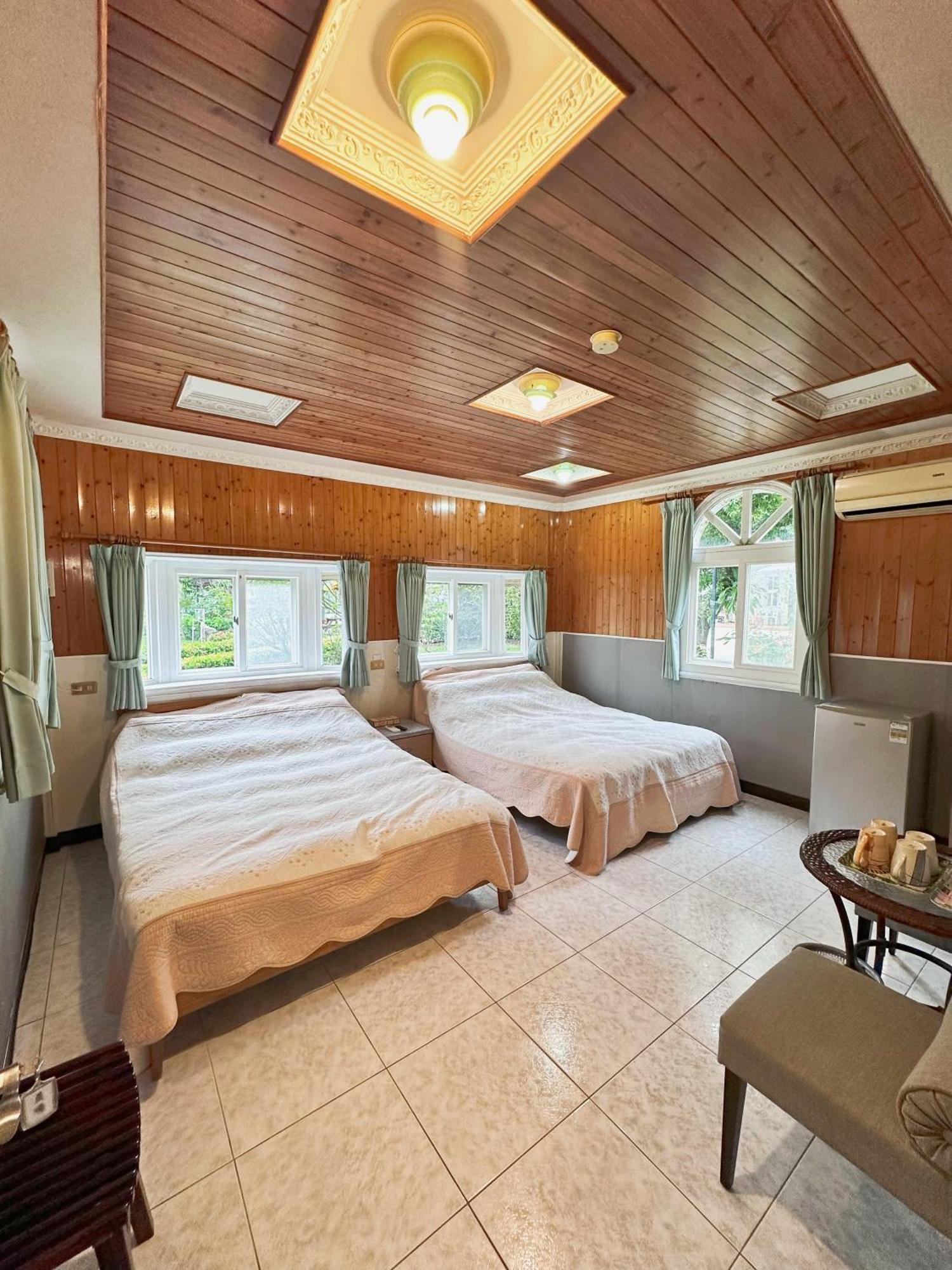 Ferienwohnung 晨曦山莊 晨曦紅瓦厝國民旅遊卡特約商店sunshino Farmstead Zuozhen Exterior foto